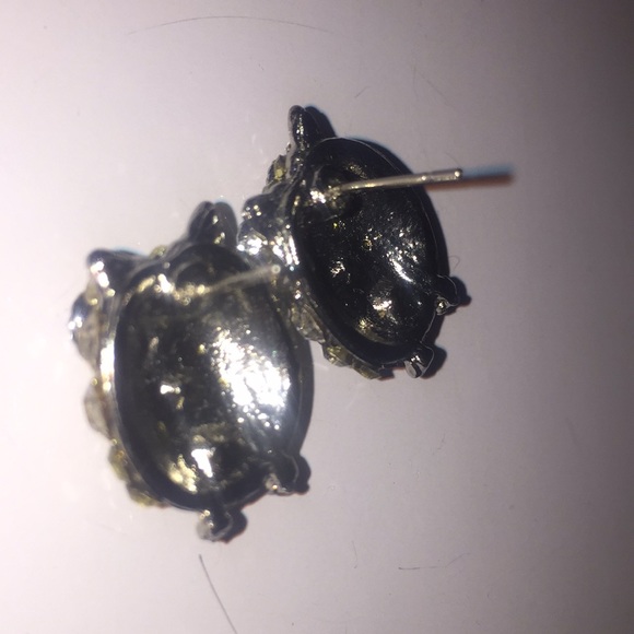 Shiny owl earrings - Picture 3 of 3